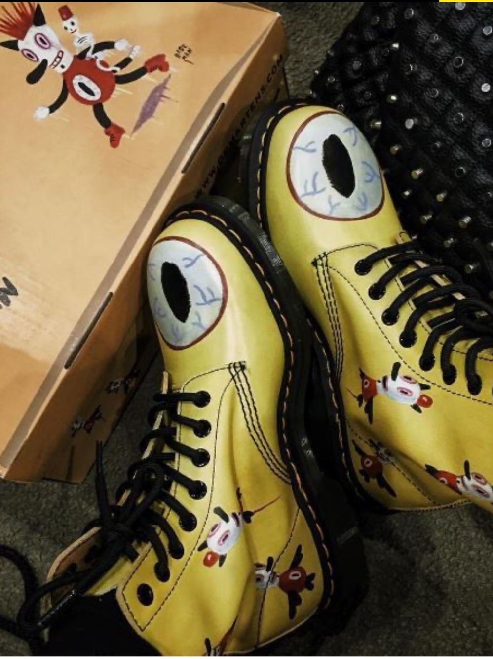 Dr. Martens x Gary Baseman Toby Yellow Mens size 11 NEW!!! EXTREMELY RARE!!! - Picture 12 of 12